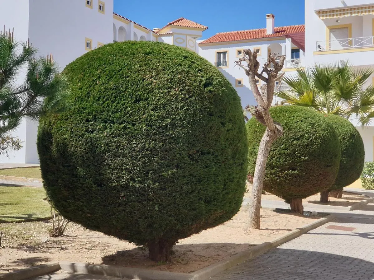 Albufeira Falesia Beach Apartment