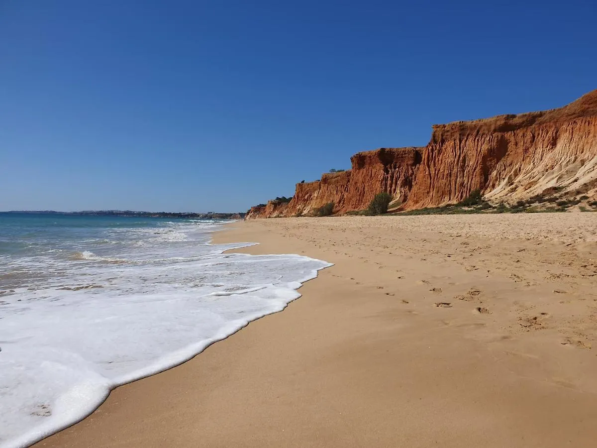 Albufeira Falesia Beach Apartment 0*,  Portugal